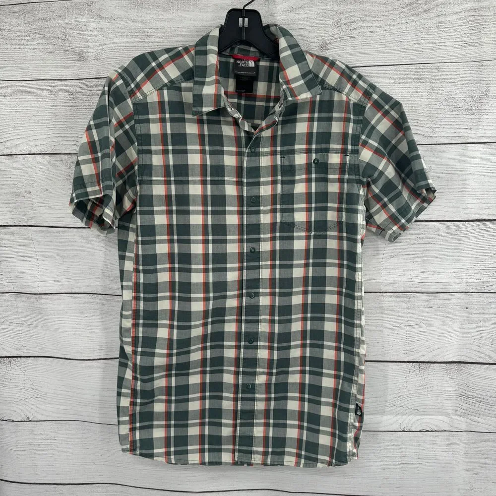 The North Face Men's Plaid Short Sleeve Button Down Casual Outdoor Shirt Small